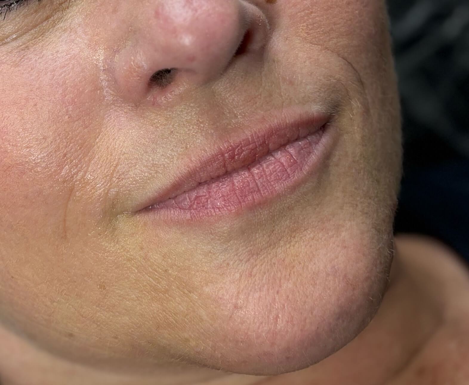 a close up of a man